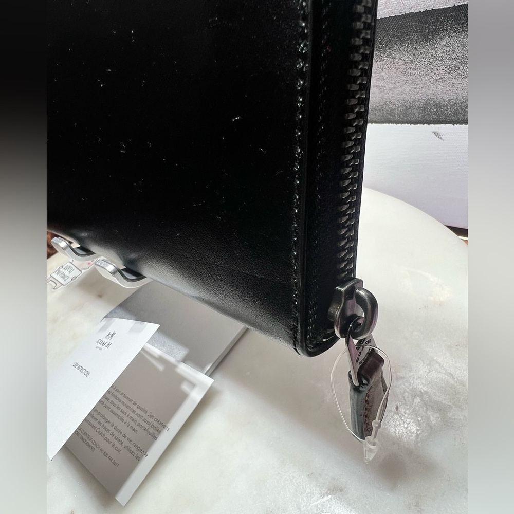 Coach Disney according zip Wallet with Mickey Mouse NWOT - Picture 5 of 13
